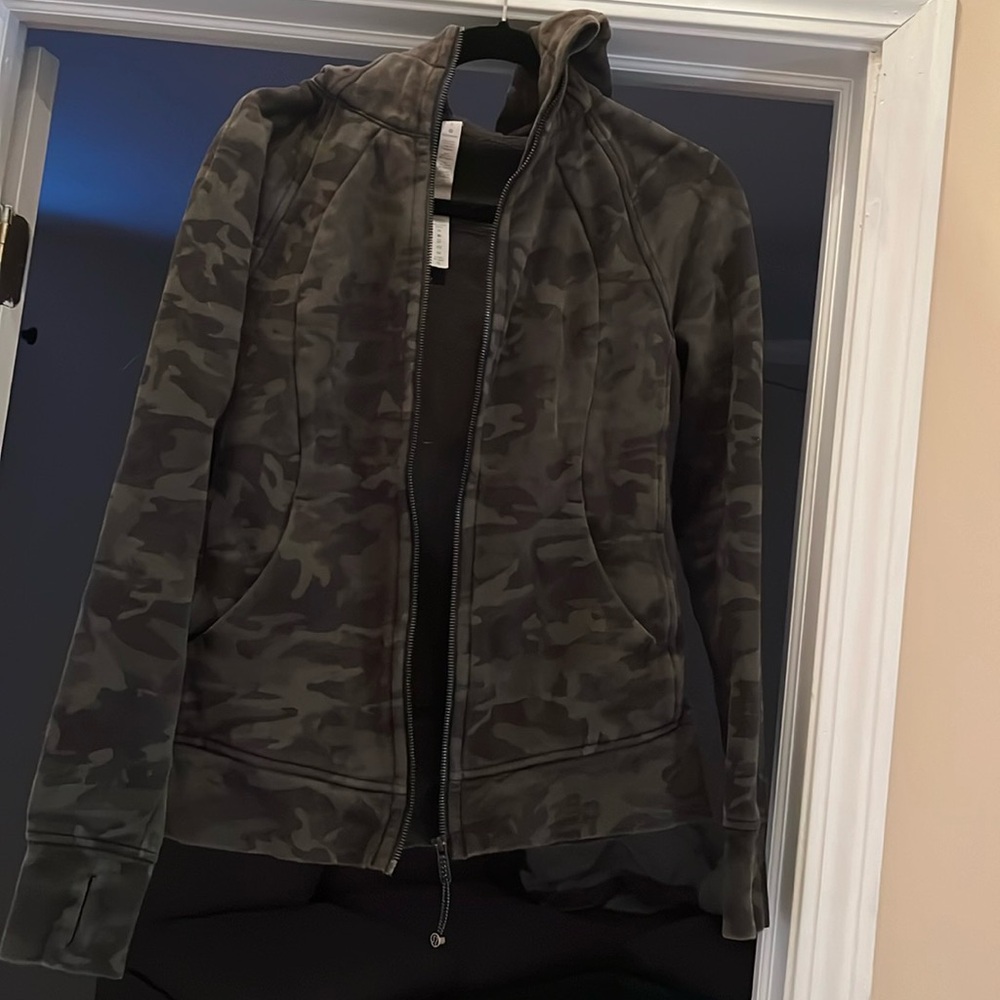 Full zip scuba